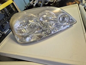 04-10 Chevrolet Nubira Right Headlight - Picture 1 of 5