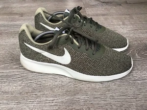 Nike Tanjun Mens Athletic Sneakers Size 11 Olive Green Mesh  844887-303 Shoes - Picture 1 of 14