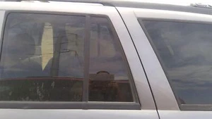 2002-2009 Trail Blazer Driver Left Rear Vent Window Back Door Glass With Frame - Picture 1 of 8
