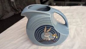 WARNER BROS BUGS BUNNY BLUE JUG / PITCHER - HOMER LAUGHLIN FIESTA CHINA 1994 - Picture 1 of 14