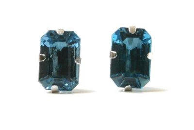 9ct White Gold London Blue Topaz studs Earrings Gift Boxed Made in UK Birthday Foto 1 de 4