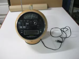 WELTRON MODEL 2001 SPACE BALL RADIO AM/FM Y REPRODUCTOR 8 PISTAS-FUNCIONANDO - Imagen 1 de 19