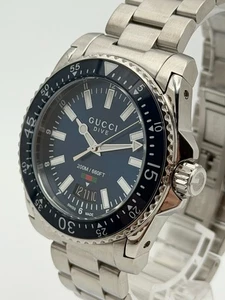 GUCCI YA136311 Orologio da polso uomo blu subacqueo 40 mm - Foto 1 di 7