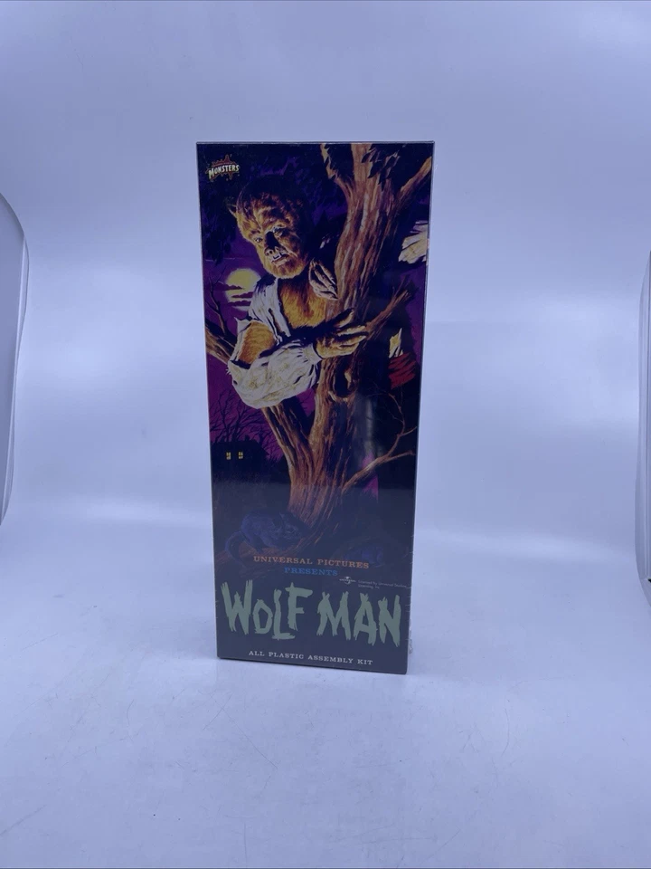 Aurora Polar Lights Toys R US 1999 Limited Edition Wolfman Model Kit