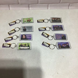 Juego de 8 llaveros de la familia Osbourne *NUEVO* Ozzy Osbourne - Imagen 1 de 6