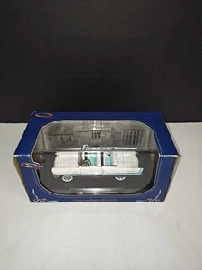Signature Models 1955 Packard Caribbean White & Blue 1:32 Diecast Collectible - Picture 1 of 9