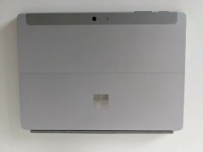 Microsoft Surface Go 64GB, WLAN, 25,4cm (10 Zoll) - Komplettpaket  - Bild 1 von 4