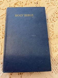 Vintage Holy Bible Small Copy 1958 Collins Good Condition Illustrated - Picture 1 of 10