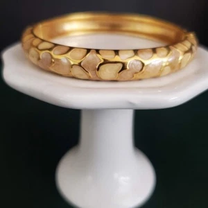 Vtg JOAN RIVERS Hinged Bangle Cream and Copper Enamel Mosiac Gold Tone Signed - Picture 1 of 9