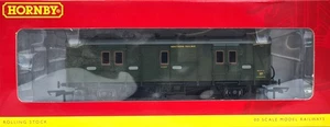 Hornby R4301B Maunsell 4-Wheel Passenger Brake Van C 721 in SR Dark Olive Livery - Picture 1 of 2