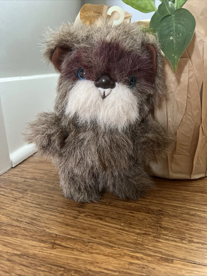 ¡Raro! Nuevo sin etiquetas Peluche Regalo Vintage El Retorno del Jedi Star Wars Gwig Child Ewok 1984 Foto 1 de 4