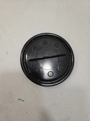 Tapa antipolvo de bombilla de faro VW JETTA 2013-2016 HELLA OEM 181303-00 Foto 1 de 4