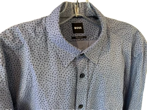 BOSS Hugo Boss Men's Blue Dash Regular Fit Button Front Shirt Medium NWOT $150 - Picture 1 of 9