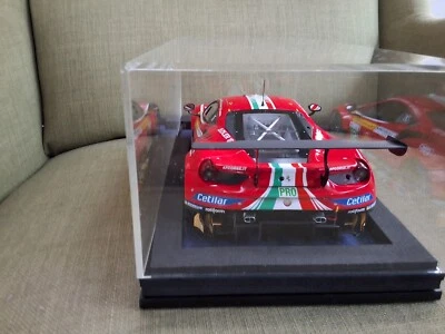 Ferrari 488 GTE AF Corse le mans #51 looksmart 1/18 - Immagine 1 di 4