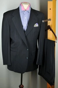 Corbin Men's Navy & Gray Striped All Season Wool Suit 42R 42 Regular - Picture 1 of 9