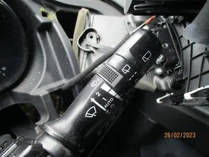 KIA SPORTAGE MK3 2012 WIPER INDICATOR STALK SWITCH SQUIB - Imagen 1 de 10