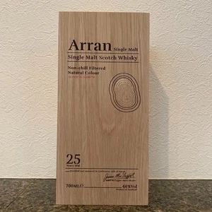 Arran 25 Jahre alte leere Flasche mit Holzkiste Single Malt Scotch Whiskey gebraucht - Bild 1 von 6