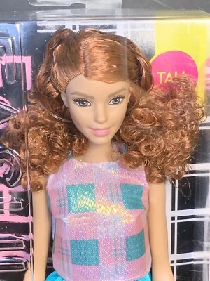 Nueva muñeca alta Barbie Fashionistas #29 verde azulado fantástico Foto 1 de 4