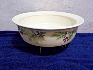 Vintage Pfaltzgraff Jamberry Serving Bowl 10" Round - Picture 1 of 4