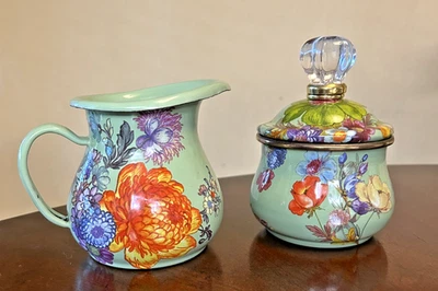 Crema esmaltada y azucarero cubierto Mackenzie Childs Black Flower Market NUEVO Foto 1 de 4