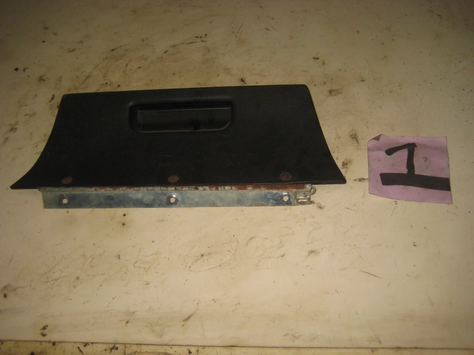 1972 John Deere 500 Snowmobile Tool Compartment Door - Imagem 1 de 3