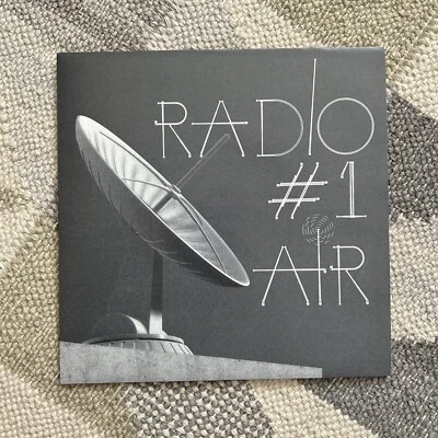 AIR - Radio 1 - RARE 7” Vinyl Single Record - MINT! - Image 1 of 2