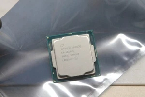 PROCESSEUR INTEL XEON E3-1225 V6 SR32C 3,3GHZ LGA1151 / GPU P630 - Imagen 1 de 2