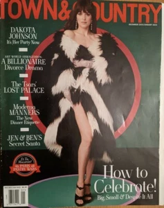 Town & Country Magazine Dec 2021 Dakota Johnson Norman Lear - Picture 1 of 7