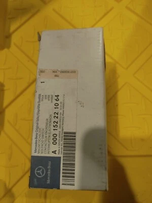 NOS Mercedes W108 W111 W113 W115 W123 W198 000152221064 - Imagem 1 de 2