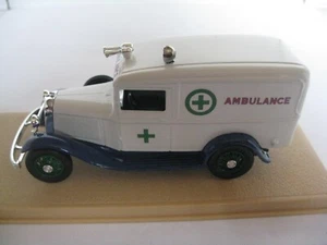 ELIGOR DIECAST #1074 FORD V8 AMBULANCE USA 1934 MADE IN FRANCE - Picture 1 of 12