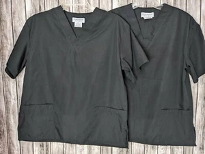Women's Lot Of 2 Solid Black V-Neck Scrub Shirts Size XS RN#109822 - Picture 1 of 9