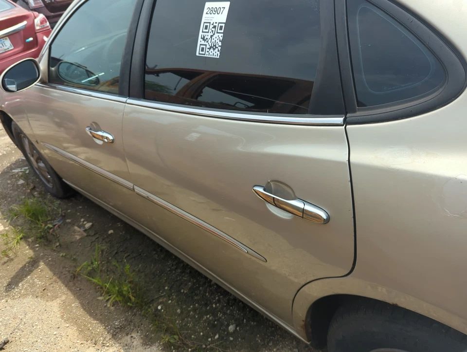 2005-2009 Buick Lacrosse Driver Rear Door Oem MN9YZ - Изображение 1 из 1