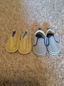 CARTERS BABY CASUAL STRIPED BLUE AND TAN  EVERYDAY SHOES SZ 2 - Picture 1 of 5