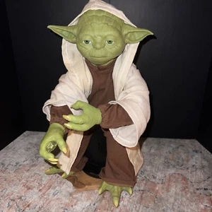 Legendary Yoda Interactive Talking Spin Master 2014 16" Figure Collector Edition - Picture 1 of 5