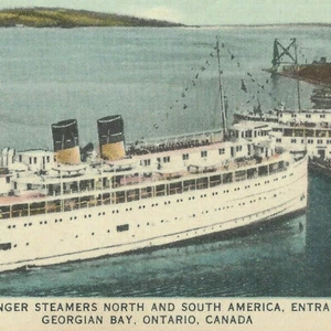 Vintage Postcard Midland Harbor Passenger Steamers Ship Dock Ontario, Canada-B33 - Picture 1 of 3