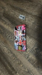 Cartera Britannia Ojos de Gato Nueva con Etiquetas Patrones Retirados Londres - Imagen 1 de 9