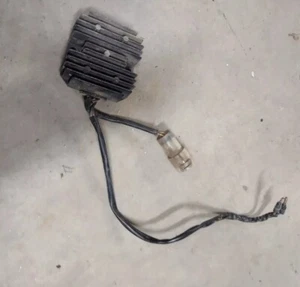 1993-2000 OEM Honda TRX300 Fourtrax Regulator Rectifier 2x4 4x4 - Picture 1 of 2