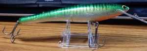 OLD BAGLEY DB08 MINNOW LURE 7 3/4" BODY GREEN MACKEREL MUSKY MUSKIE USED LQQK - Picture 1 of 5