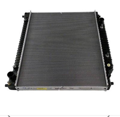 Radiador de aluminio Ford RAD-235 para E450 Foto 1 de 4