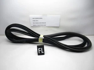 2012 Fisker Karma Front Left Door Body Weatherstrip Seal C131168301101 OEM - Foto 1 di 6