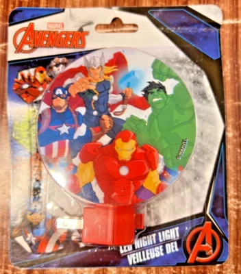 Marvel Avengers LED Night Light Rotary Shade Iron Man Hulk Captain America Kids - Image 1 of 4