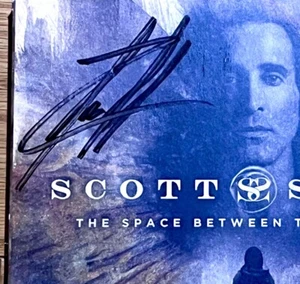 CD firmado autografiado por Scott Stapp de la banda CREED Space Between the Shadows ¡Auto! - Imagen 1 de 10