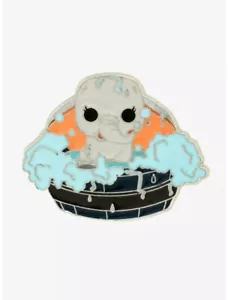 Funko Pop Baby Dumbo Enamel Pin In Tub Taking Bath Hot Topic Exclusive - Picture 1 of 1