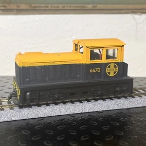 Vintage HO Model Power 6670 Santa Fe DDT Diesel Switcher Locomotive - Picture 1 of 6