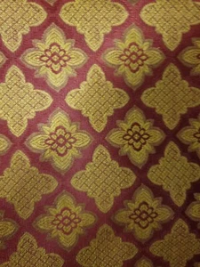 Polster Jacquard Stoff Farbe Burgunder Gold Mix Farbton 56 Zoll breit 140 cm - Bild 1 von 5