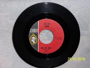 DEE DEE SHARP *** DO THE BIRD / LOVER BOY - Picture 1 of 2