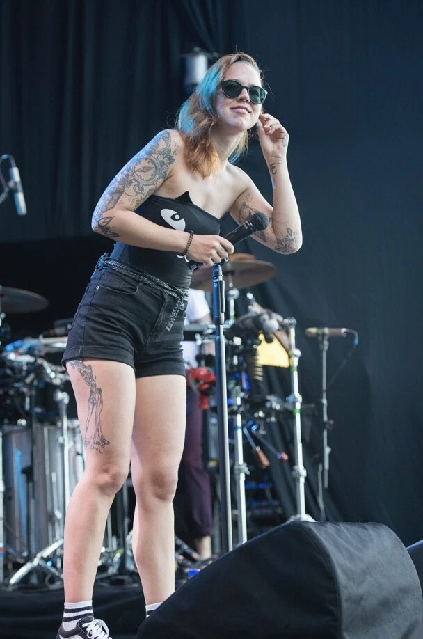 FOTO NR. 3 + STEFANIE HEINZMANN + HOCHGLANZ + 15 x 10 CM + NEU - Bild 1 von 1