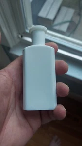 NEAT SMALL SIZE UNEMBOSSED MILKGLASS BLOWN MOLD MEDICINE 1890S SHIPS FREE - Picture 1 of 4