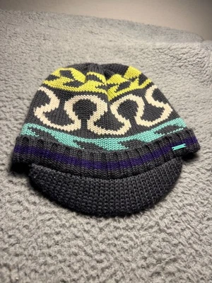 Boné de malha Lululemon 100% lã tamanho único serve para todos - Imagem 1 de 4