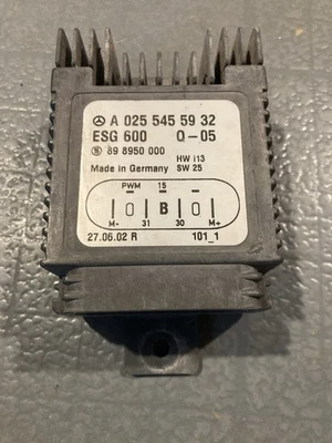 Módulo de ventilador de refrigeración del motor para 98-08 Chrysler Mercedes Crossfire CLK320 FK35W2 Foto 1 de 2